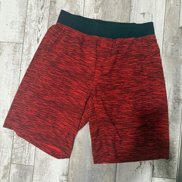 Lululemon Shorts Mens L Red Black Striped Unlined 10" Athletic Drawstring - Picture 1 of 4